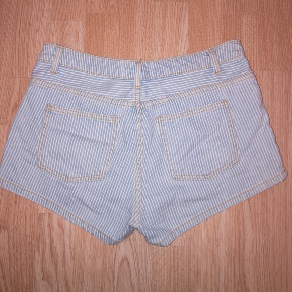 American Apparel Stripes Short - Picture 3 of 5